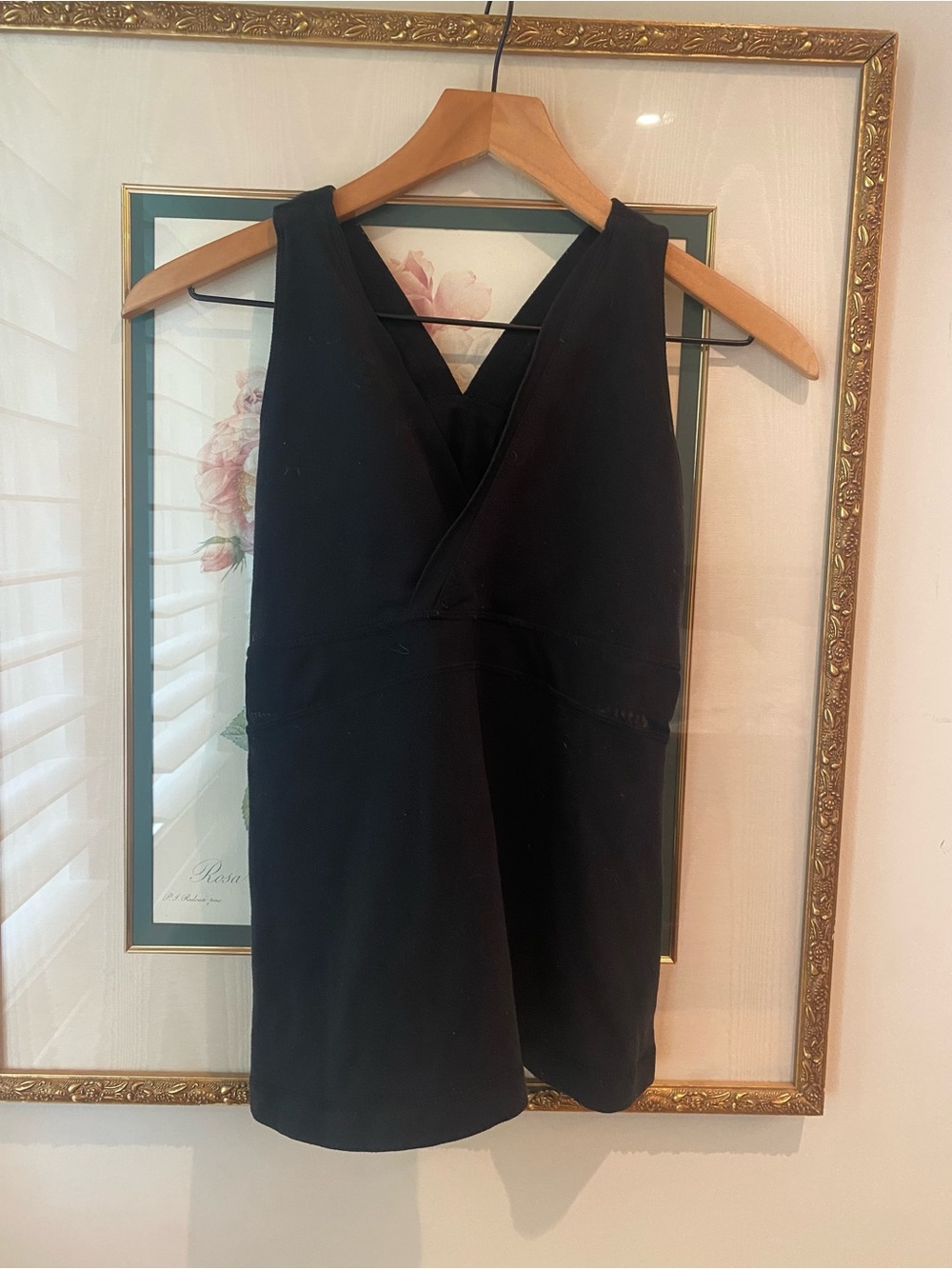 Lululemon Athletica Tank Sz 8 black